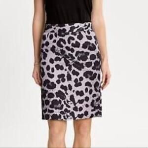 BANANA REPUBLIC Skirt Animal Print Pencil Size 8 Petite
